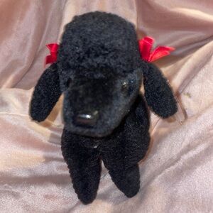 RARE!! “Gigi” 1997 Beanie babies.